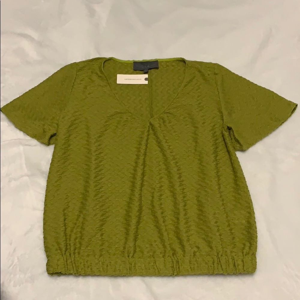 Anthropologie V neck top ✨